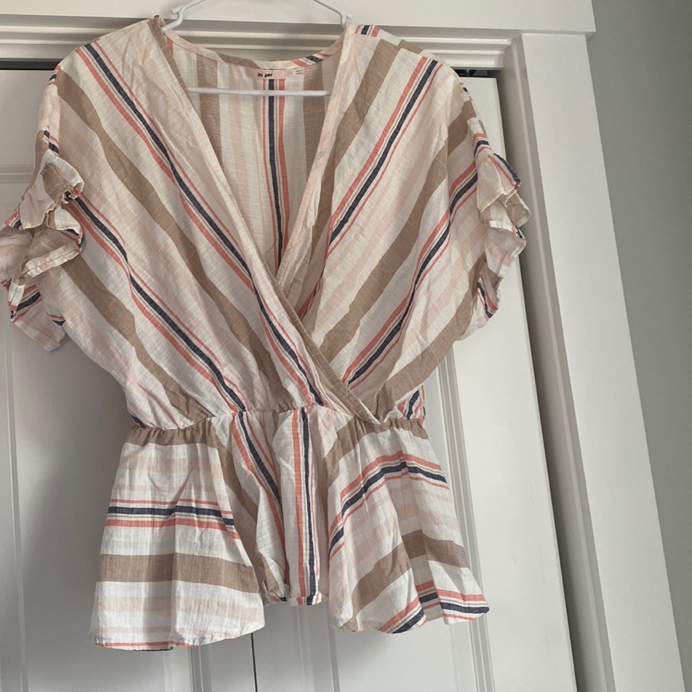 Women’s short sleeve peplum shirt